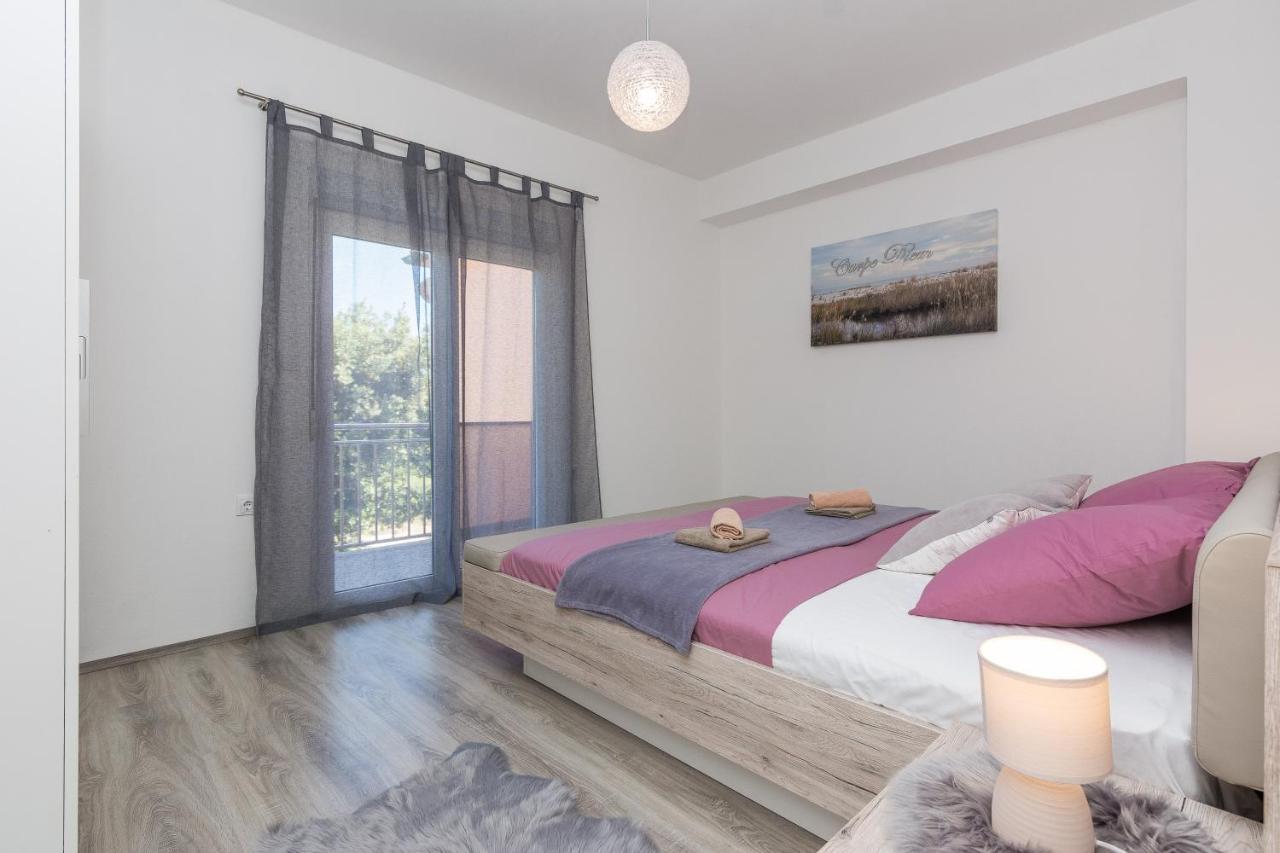 Apartments Marko Sukosan Bagian luar foto